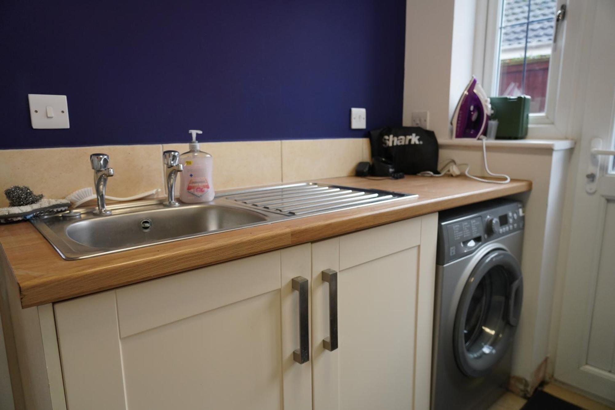 8 Double Beds In A 5 Bedroom House, Pets Welcome Epworth Exterior photo